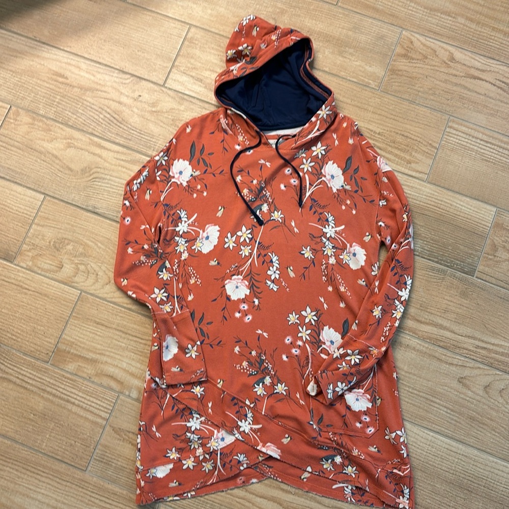 Evy’s Tree Size S Hooded Tunic